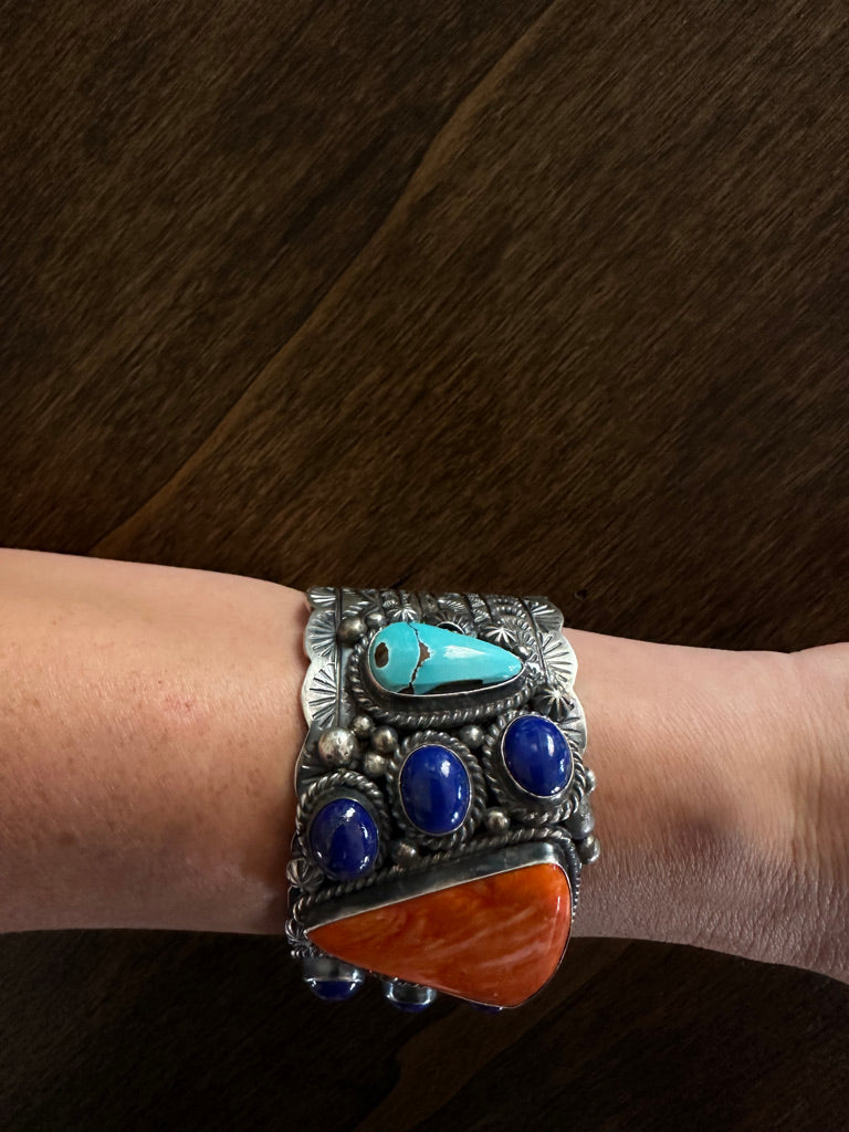 Kathleen Yazzi Spiny Oyster Blue Lapis Kingman Bracelet