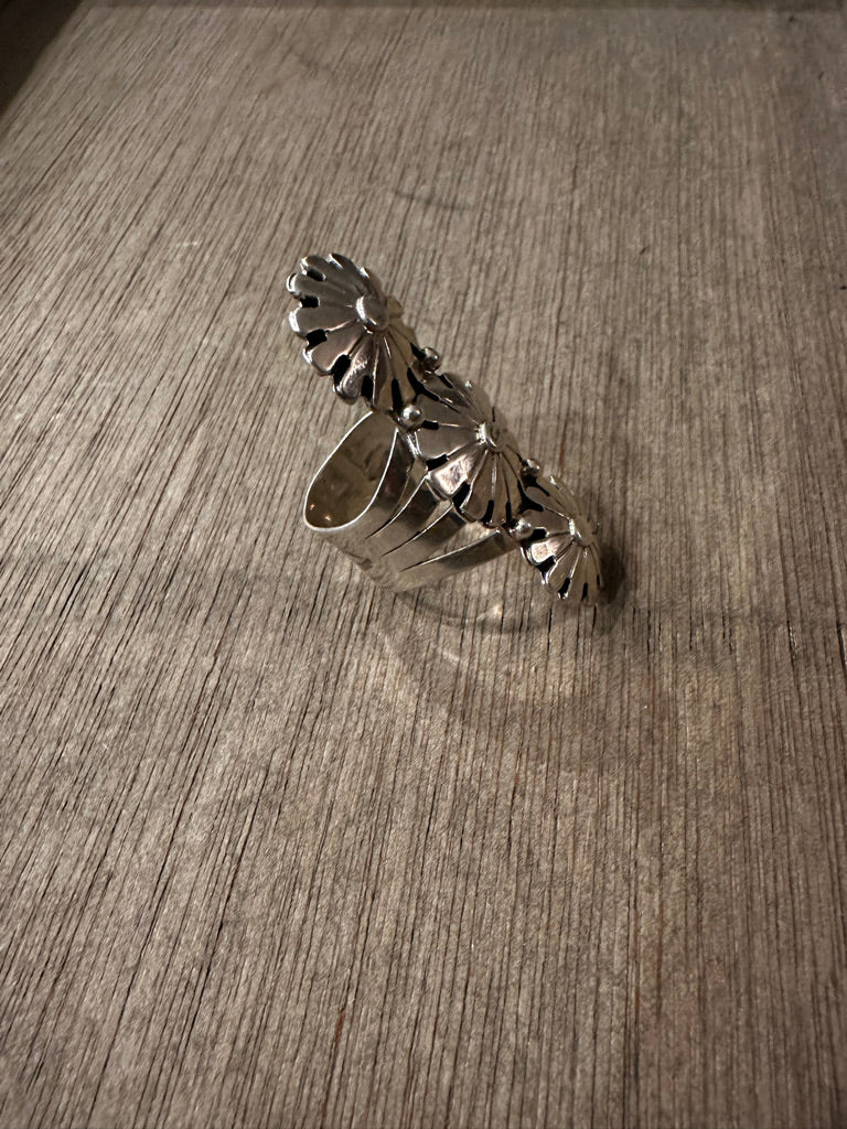 3 Flower Ring
